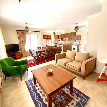 Stunning 4-Bed Villa Celik 4 Bedrooms All Ensuite * דליאן