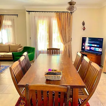 וילה Stunning 4-Bed Villa Celik 4 Bedrooms All Ensuite *