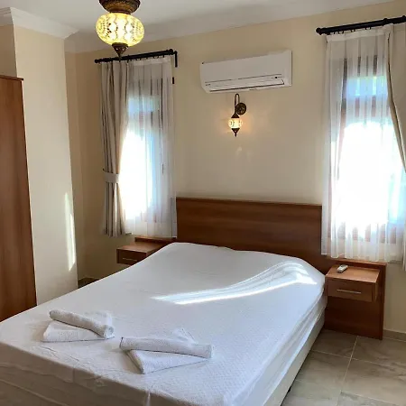 Stunning 4-Bed Villa Celik 4 Bedrooms All Ensuite * Dalyan
